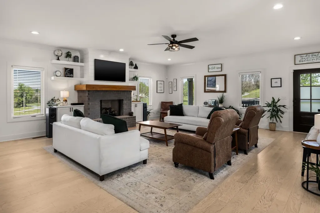1141 Littleton Ranch Road Castalian Springs TN 37031