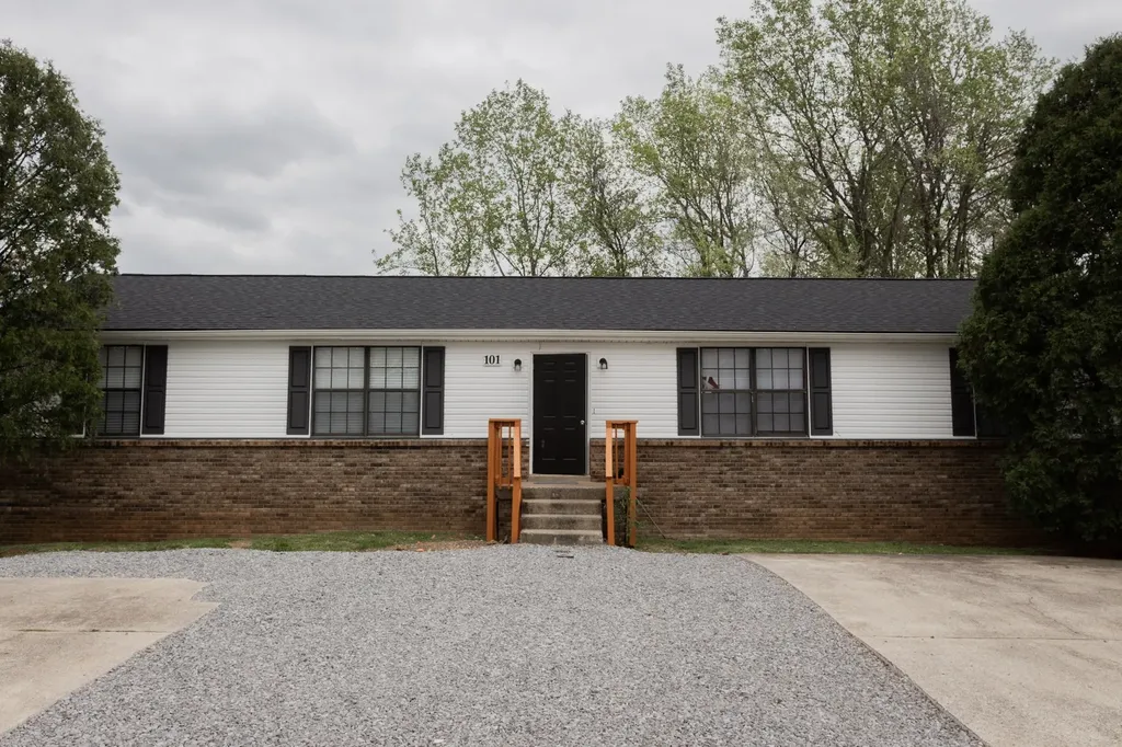101 Bennett Drive Clarksville TN 37042