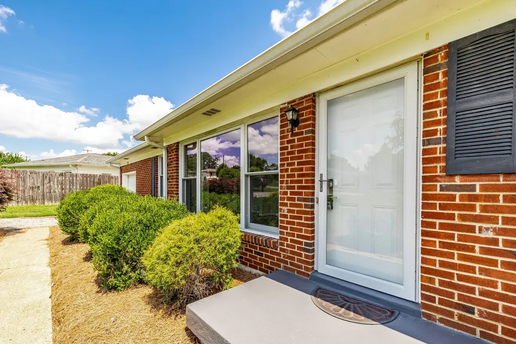 204 Noonan Court Nashville TN 37206