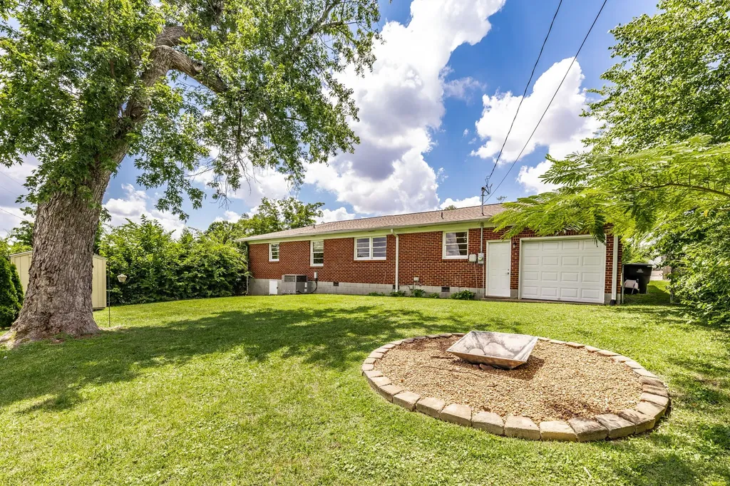 204 Noonan Court Nashville TN 37206