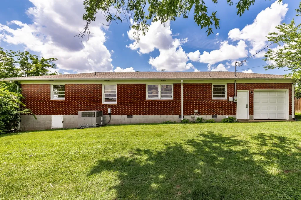 204 Noonan Court Nashville TN 37206