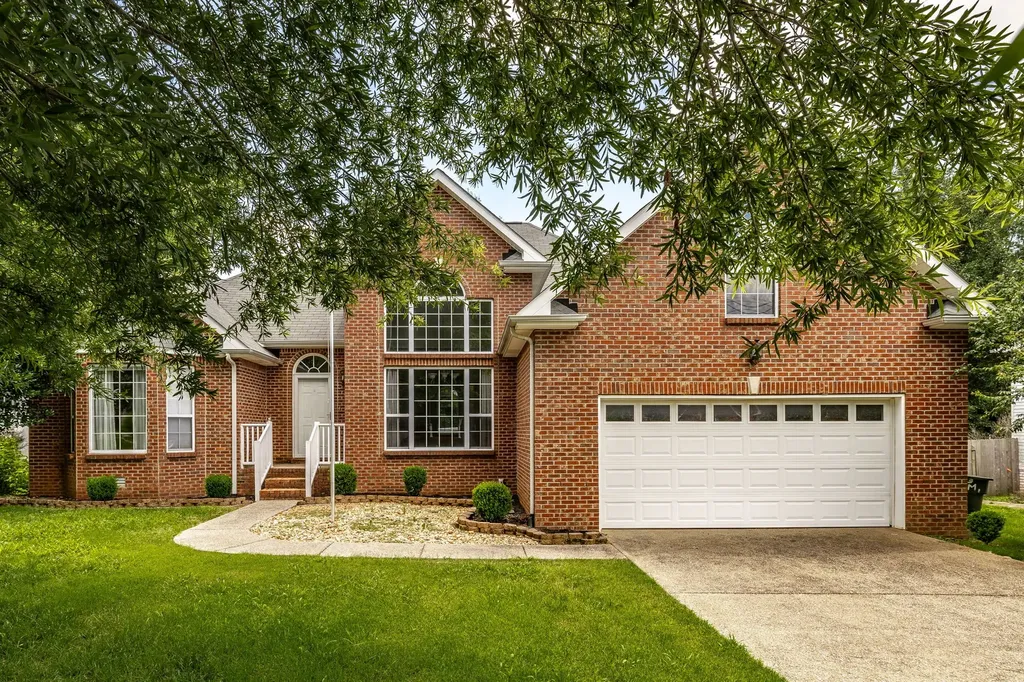 353 Remington Avenue Gallatin TN 37066