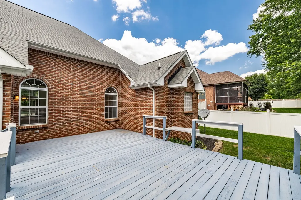 353 Remington Avenue Gallatin TN 37066