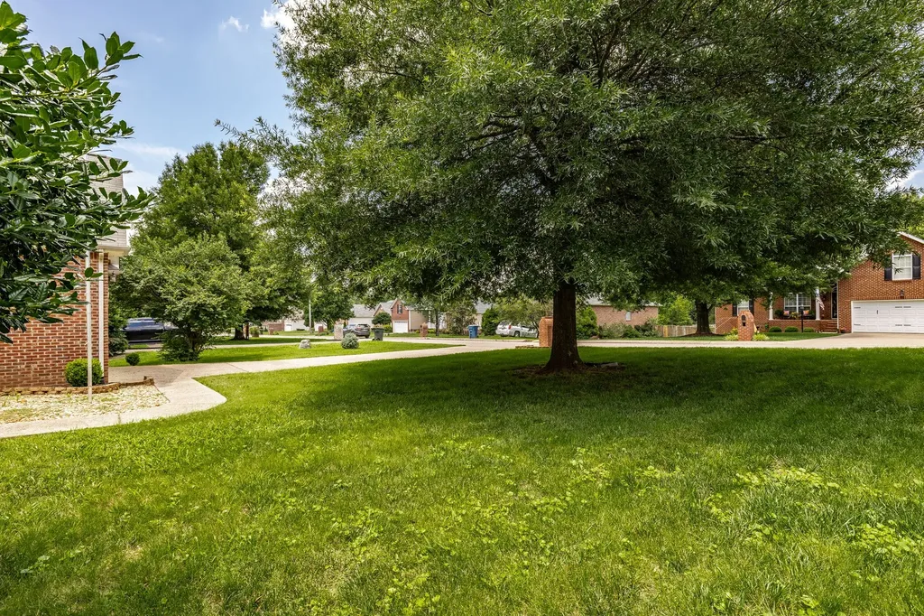 353 Remington Avenue Gallatin TN 37066