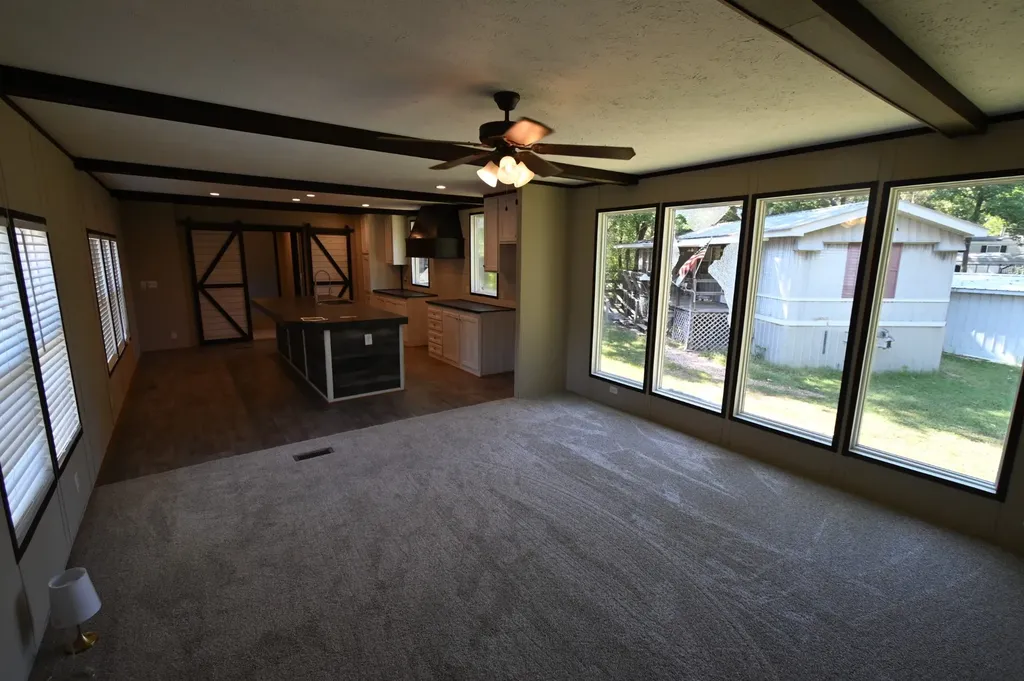 25 Marble Lane Linden TN 37096