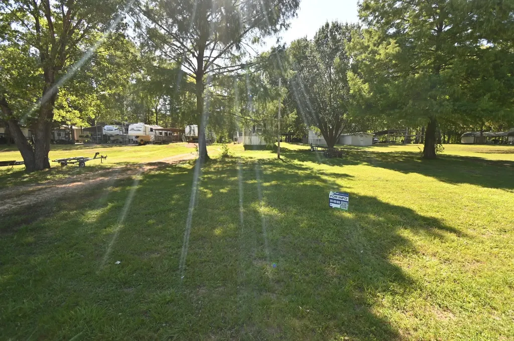 25 Marble Lane Linden TN 37096