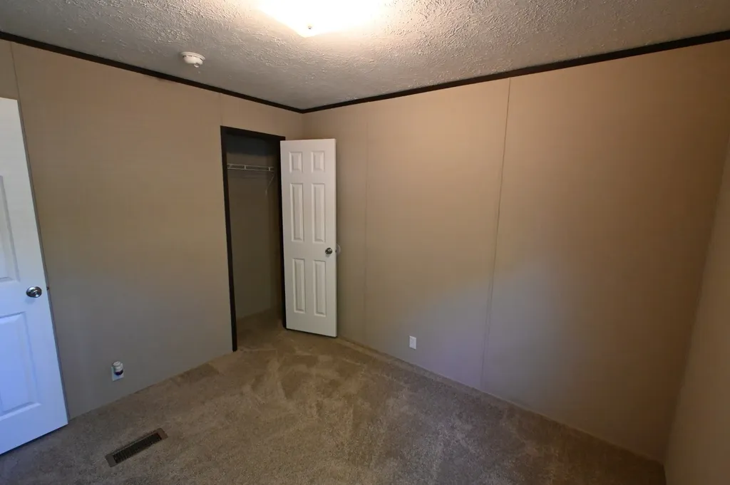 25 Marble Lane Linden TN 37096