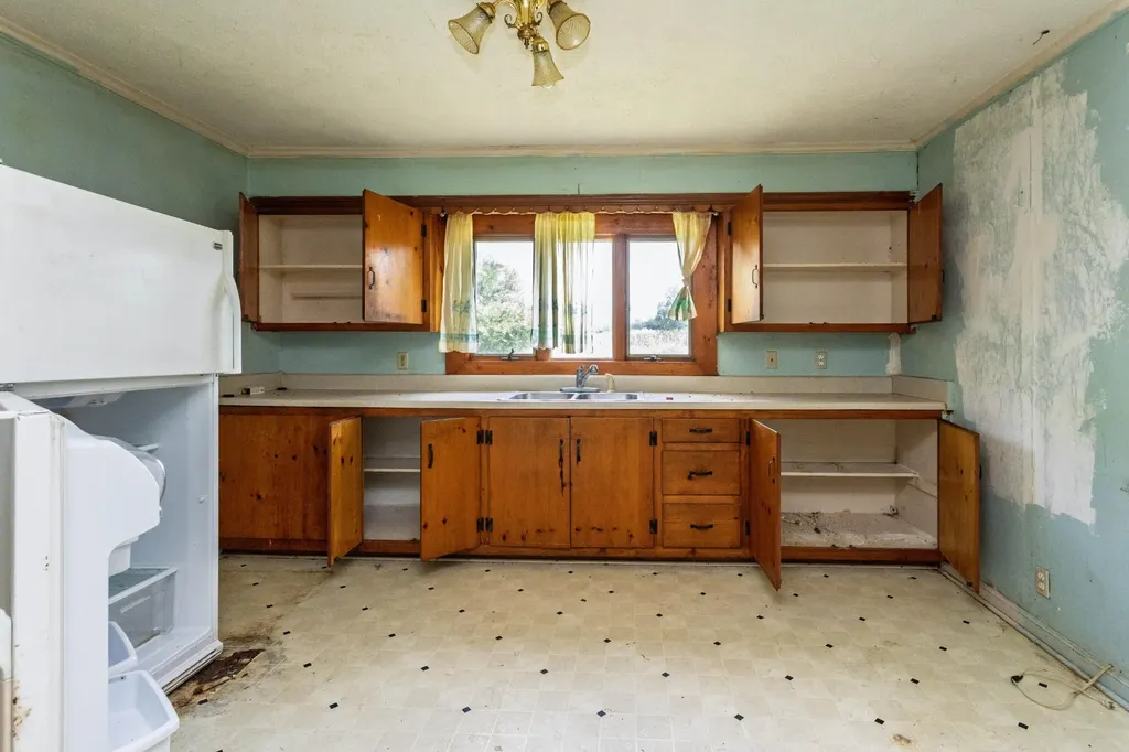 14329 Lower East Valley Road Pikeville TN 37367