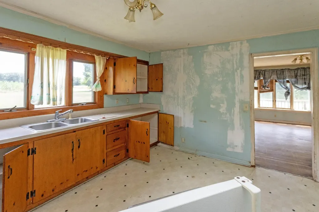 14329 Lower East Valley Road Pikeville TN 37367