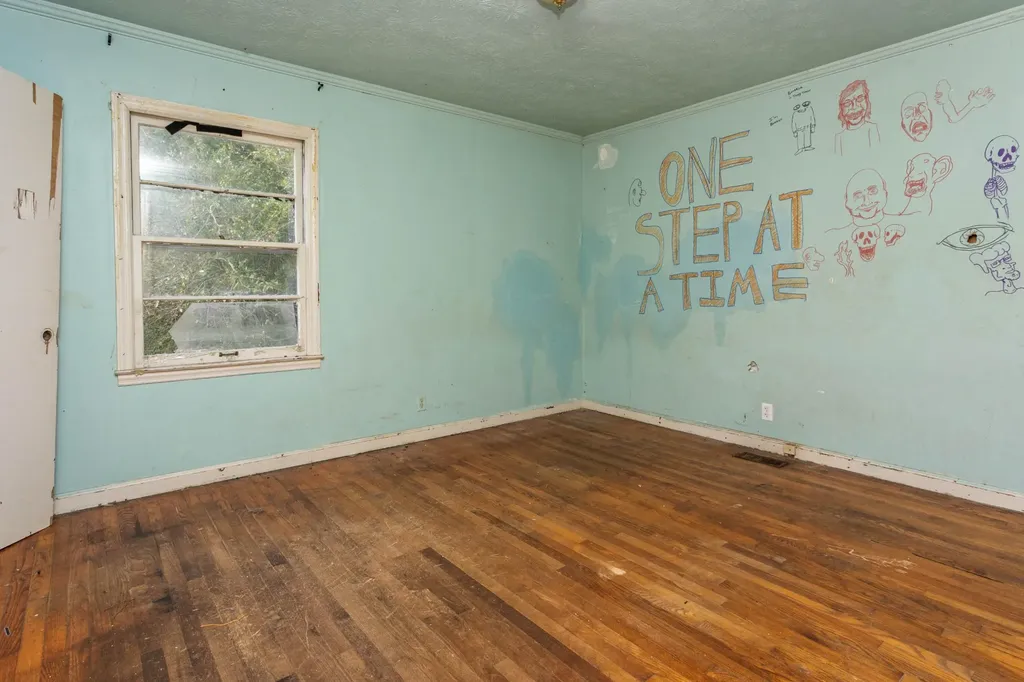 14329 Lower East Valley Road Pikeville TN 37367