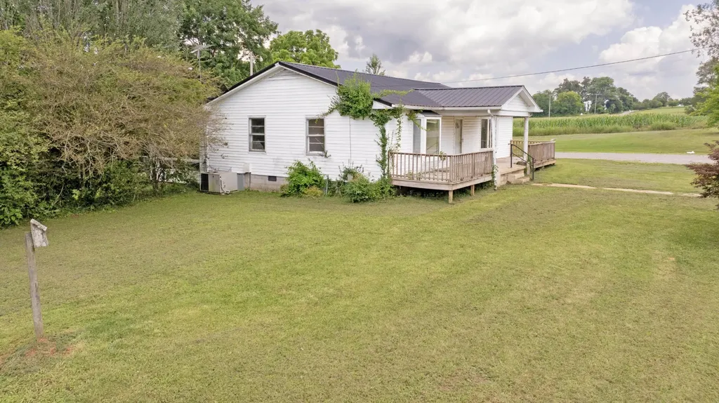 14329 Lower East Valley Road Pikeville TN 37367