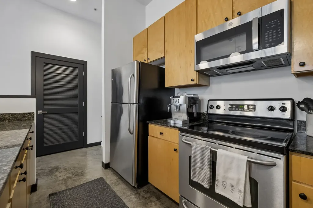 926 Woodland Street Nashville TN 37206