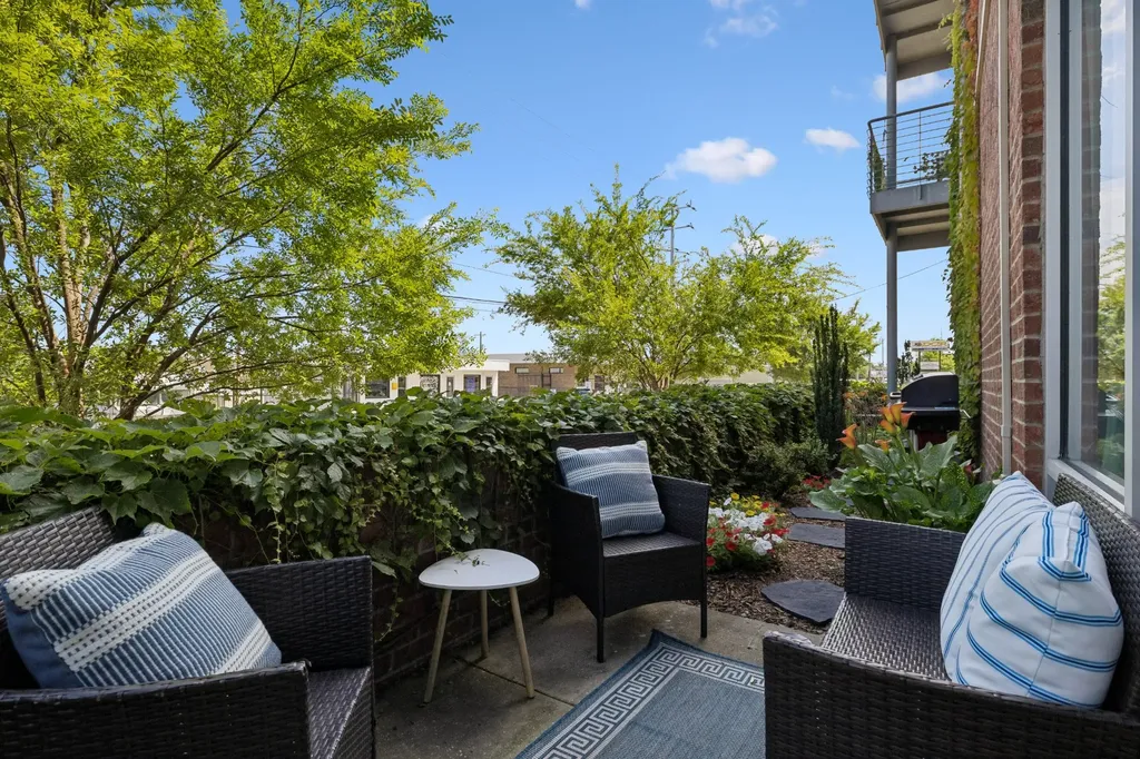 926 Woodland Street Nashville TN 37206