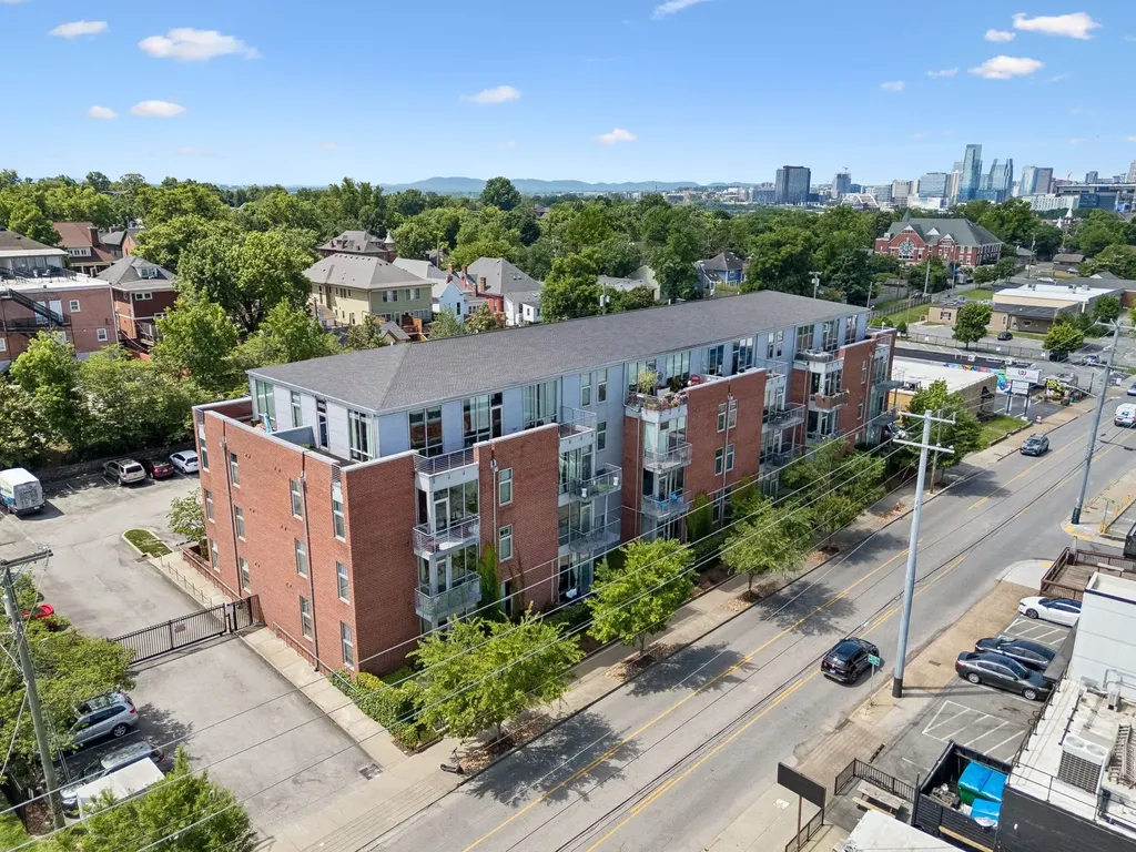 926 Woodland Street Nashville TN 37206