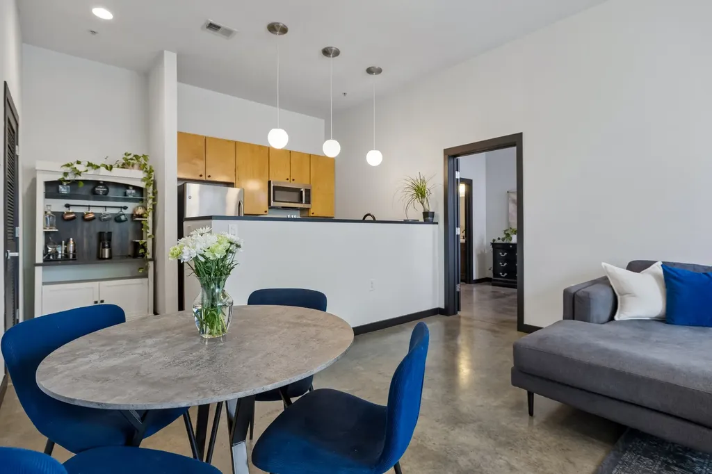 926 Woodland Street Nashville TN 37206