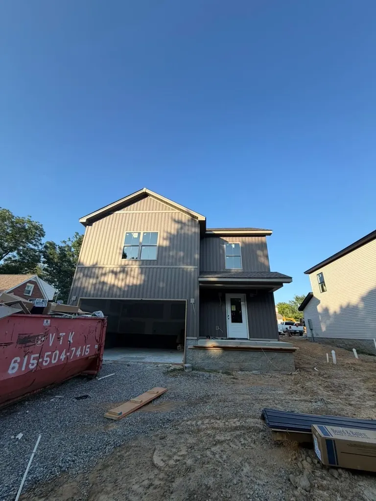 2611 Old Greenbrier Pike Greenbrier TN 37073