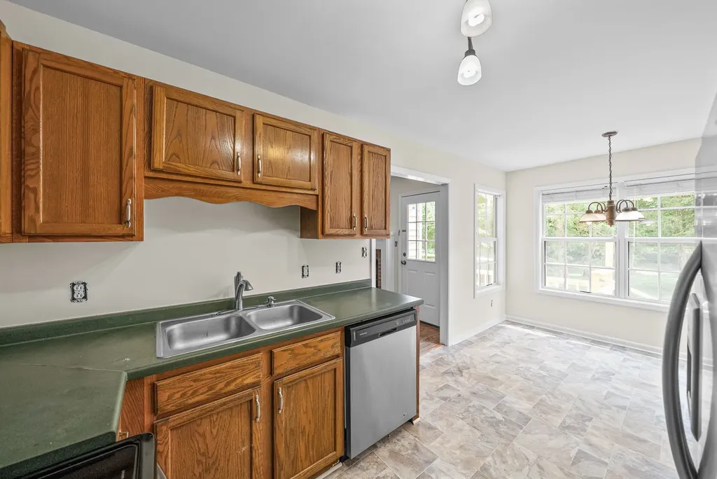 3325 Backridge Road Woodlawn TN 37191