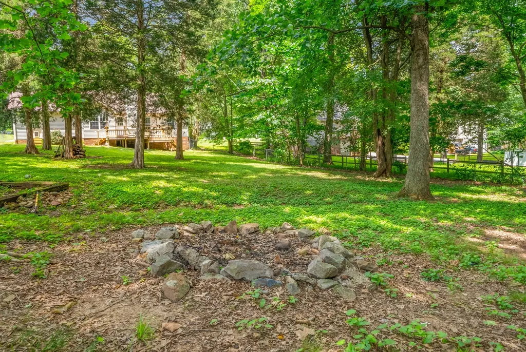 3325 Backridge Road Woodlawn TN 37191