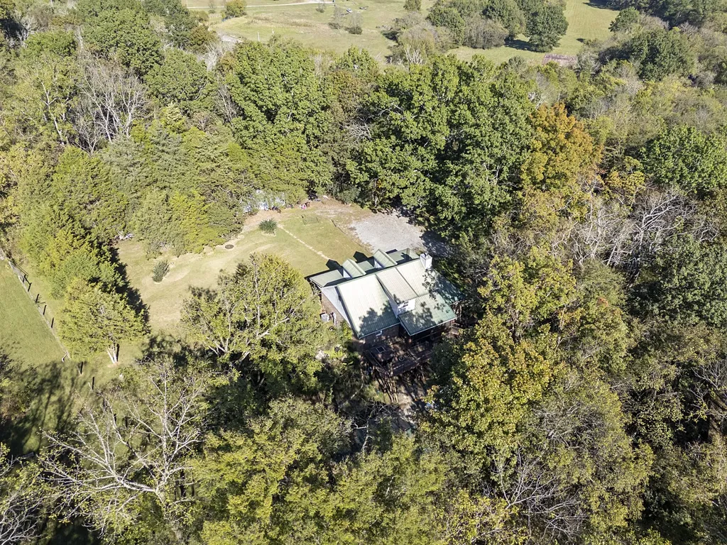 59 Grays Lane Fayetteville TN 37334