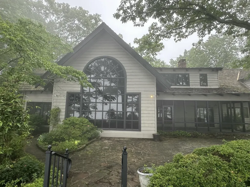 4608 Chestnut Avenue Signal Mountain TN 37377