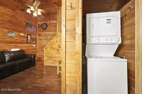 620 Chickasaw Gap Way Pigeon Forge TN 37863