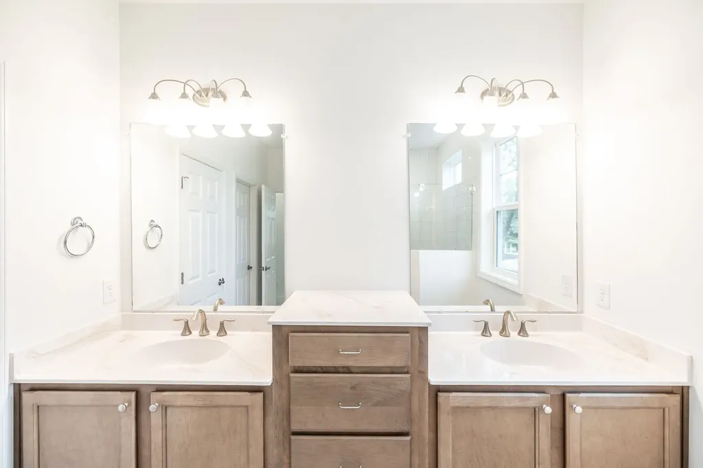 221 Crown Gardens Court Hermitage TN 37076