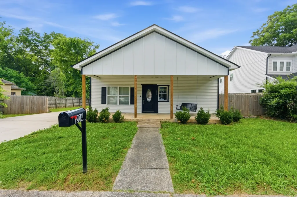 204 Richardson Avenue Murfreesboro TN 37130