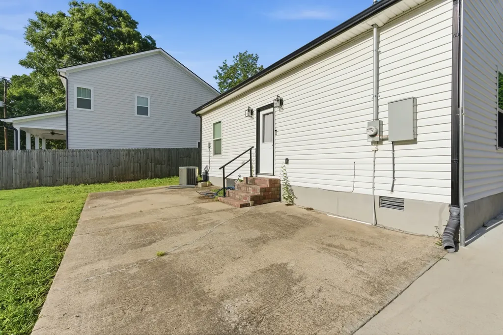 204 Richardson Avenue Murfreesboro TN 37130