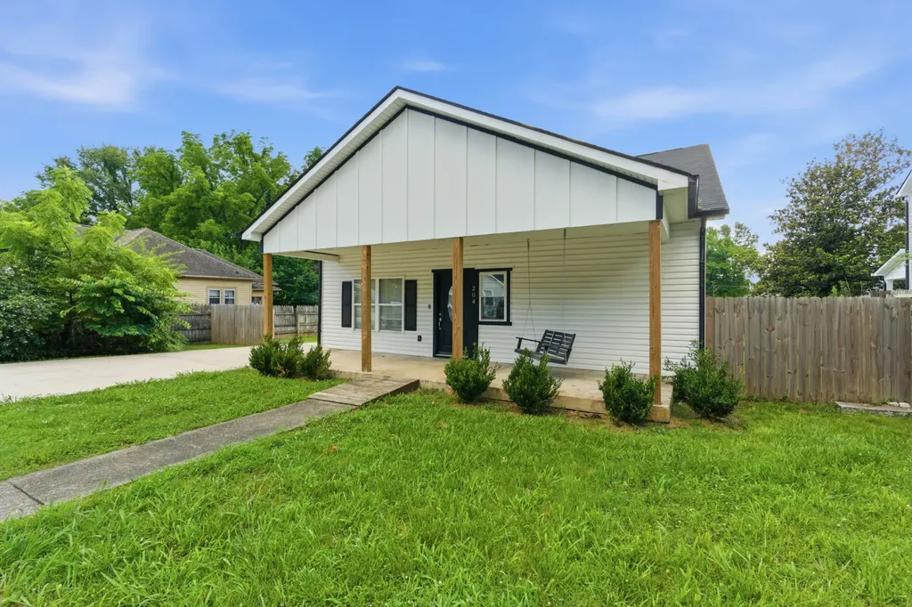 204 Richardson Avenue Murfreesboro TN 37130