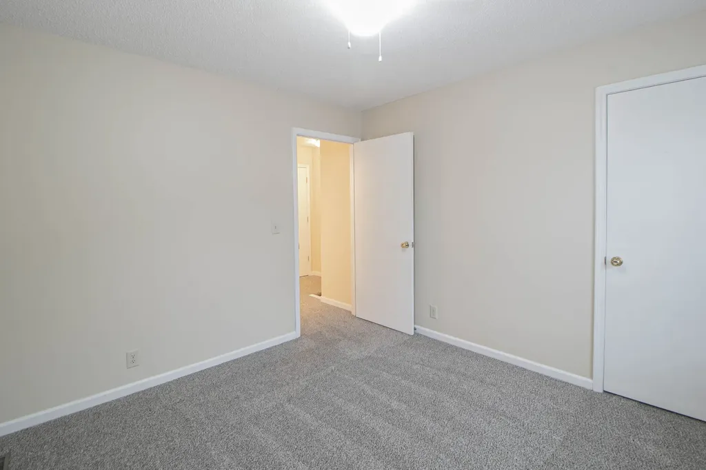 117 Hickory Trace #4 Clarksville TN 37042