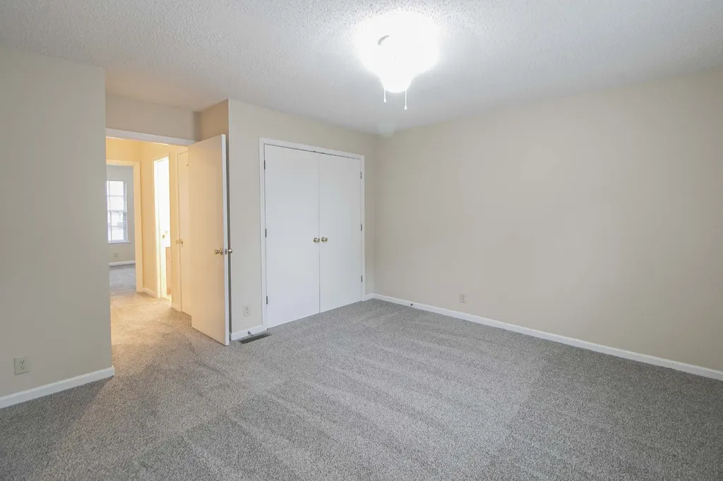 117 Hickory Trace #4 Clarksville TN 37042