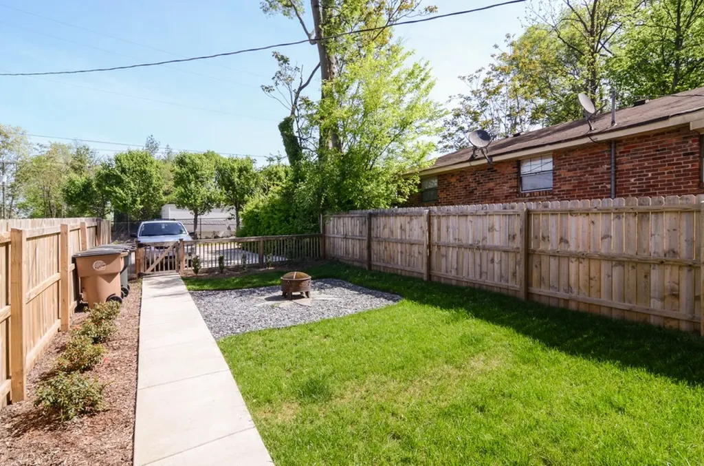 1101B Petway Avenue Nashville TN 37206