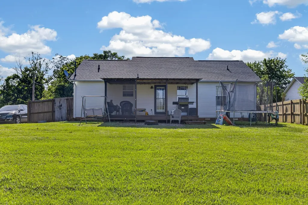 1959 Amber Meadows Road Cookeville TN 38506