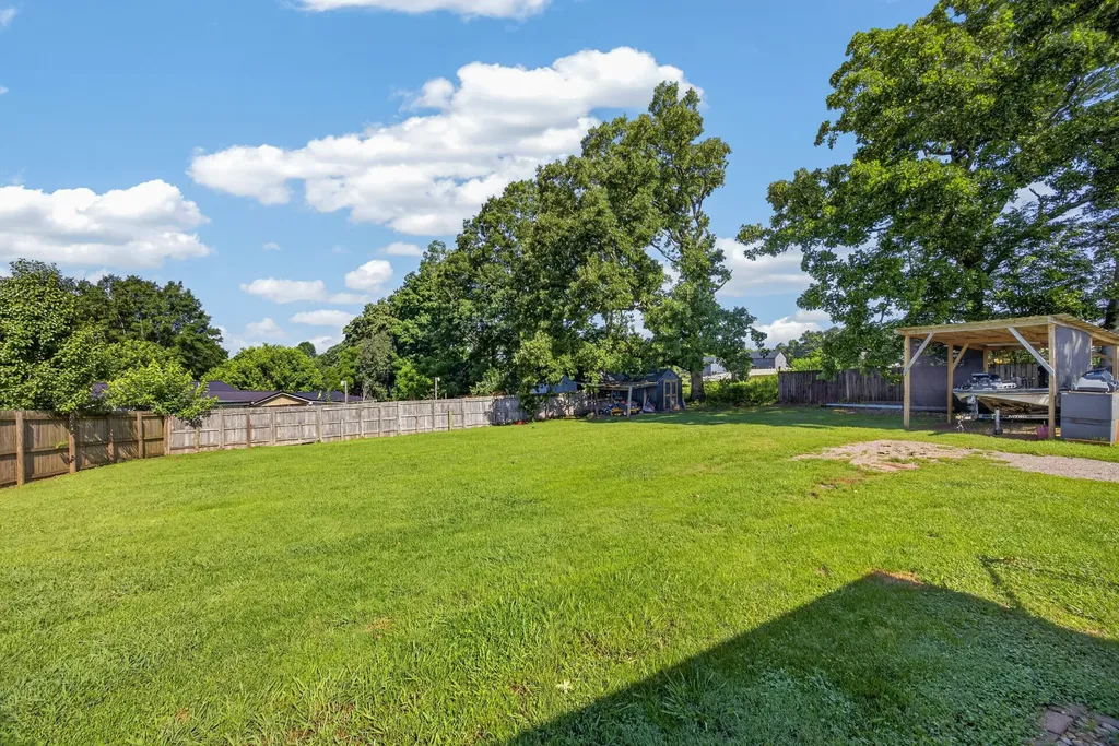 1959 Amber Meadows Road Cookeville TN 38506