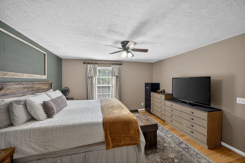 1959 Amber Meadows Road Cookeville TN 38506