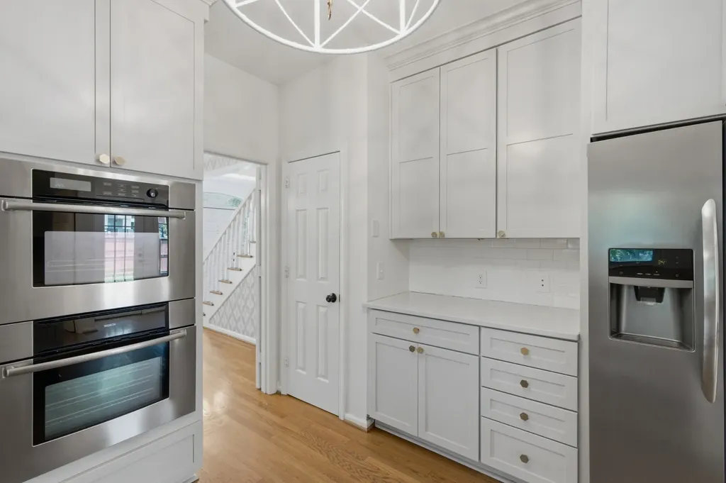 72 Ravenwood Hills Circle Nashville TN 37215