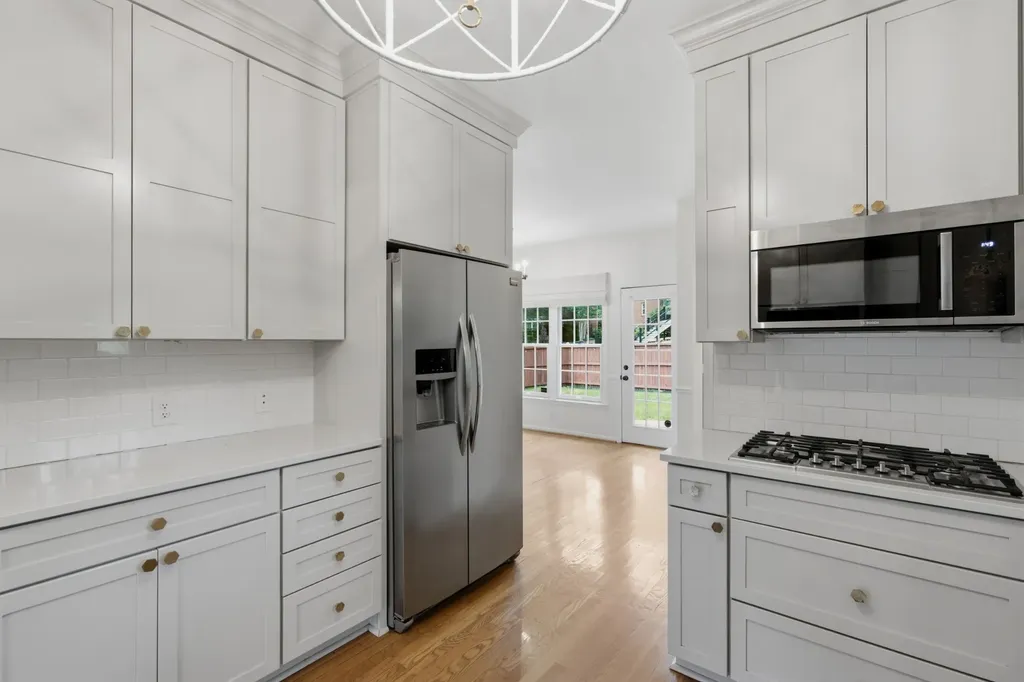 72 Ravenwood Hills Circle Nashville TN 37215