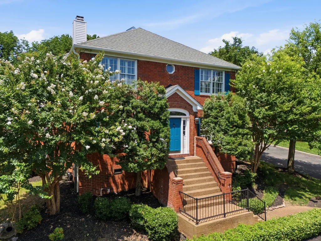72 Ravenwood Hills Circle Nashville TN 37215