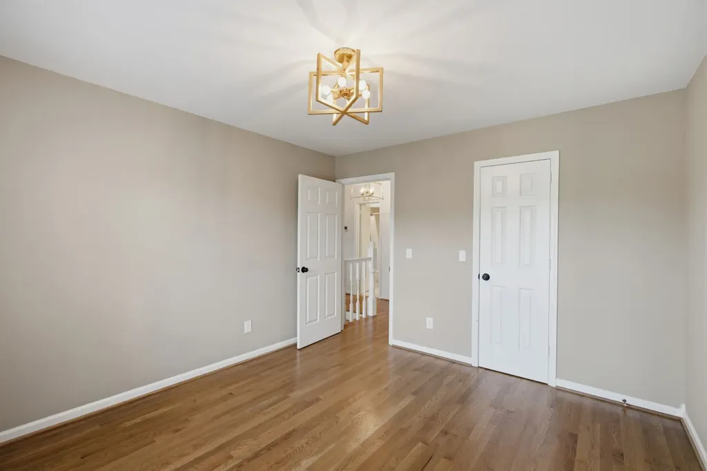72 Ravenwood Hills Circle Nashville TN 37215