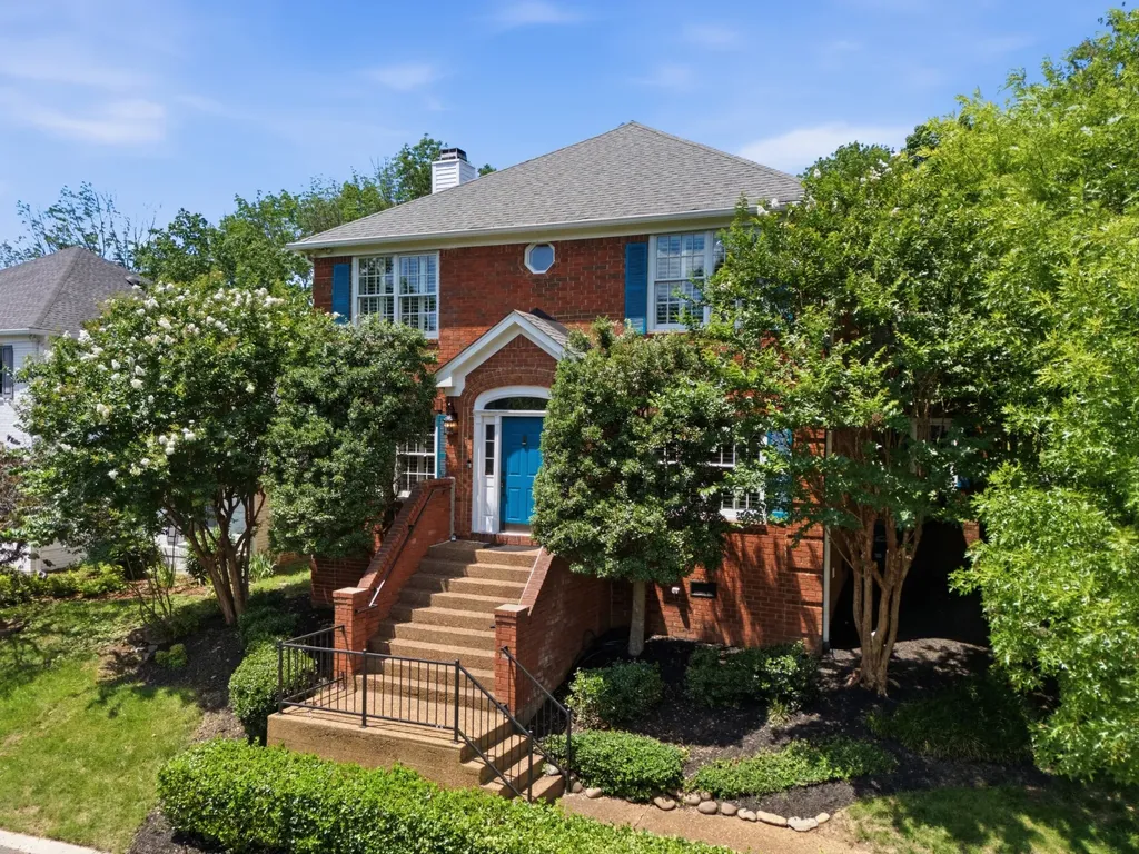 72 Ravenwood Hills Circle Nashville TN 37215