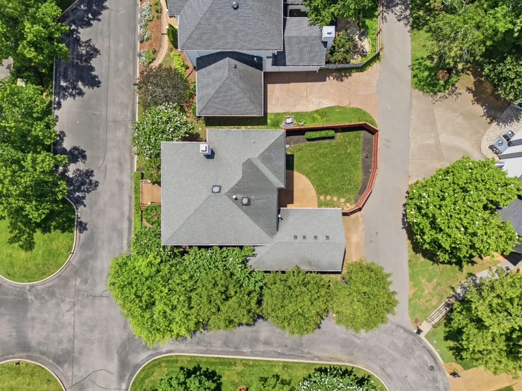 72 Ravenwood Hills Circle Nashville TN 37215