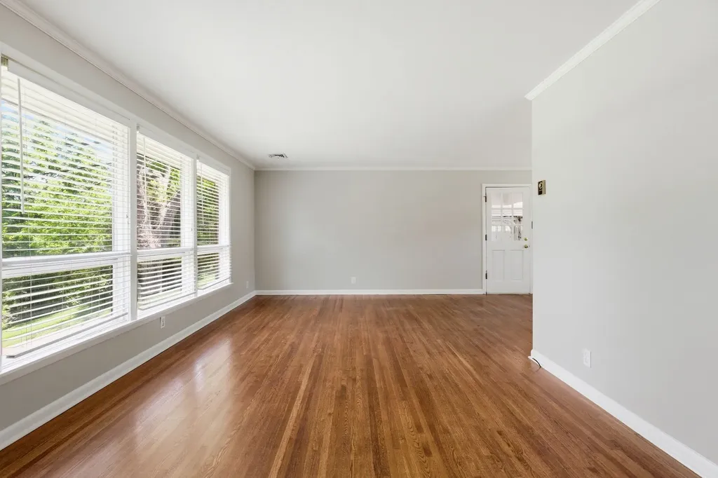 461 Manley Drive Nashville TN 37220