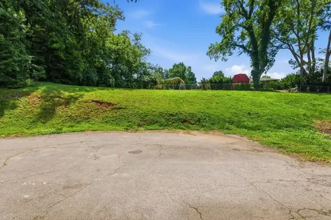461 Manley Drive Nashville TN 37220