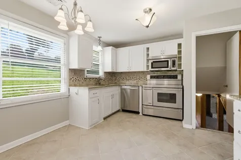 461 Manley Drive Nashville TN 37220