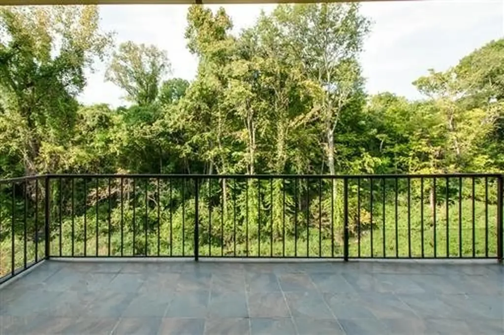4487 Post Place Nashville TN 37205