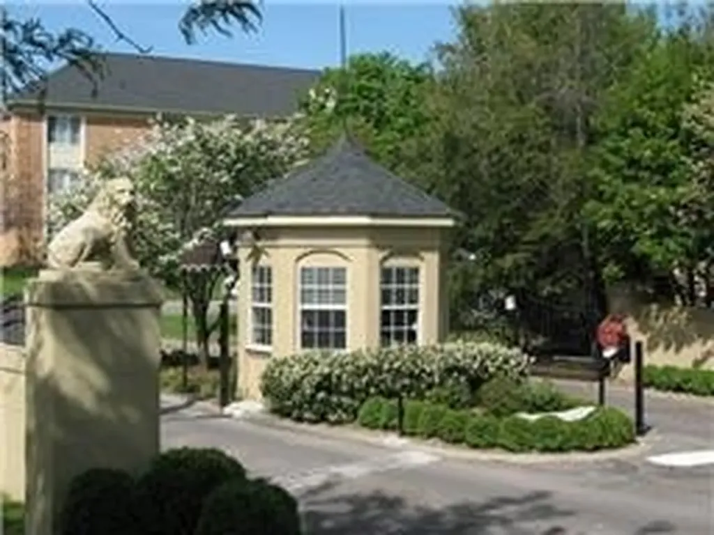4487 Post Place Nashville TN 37205