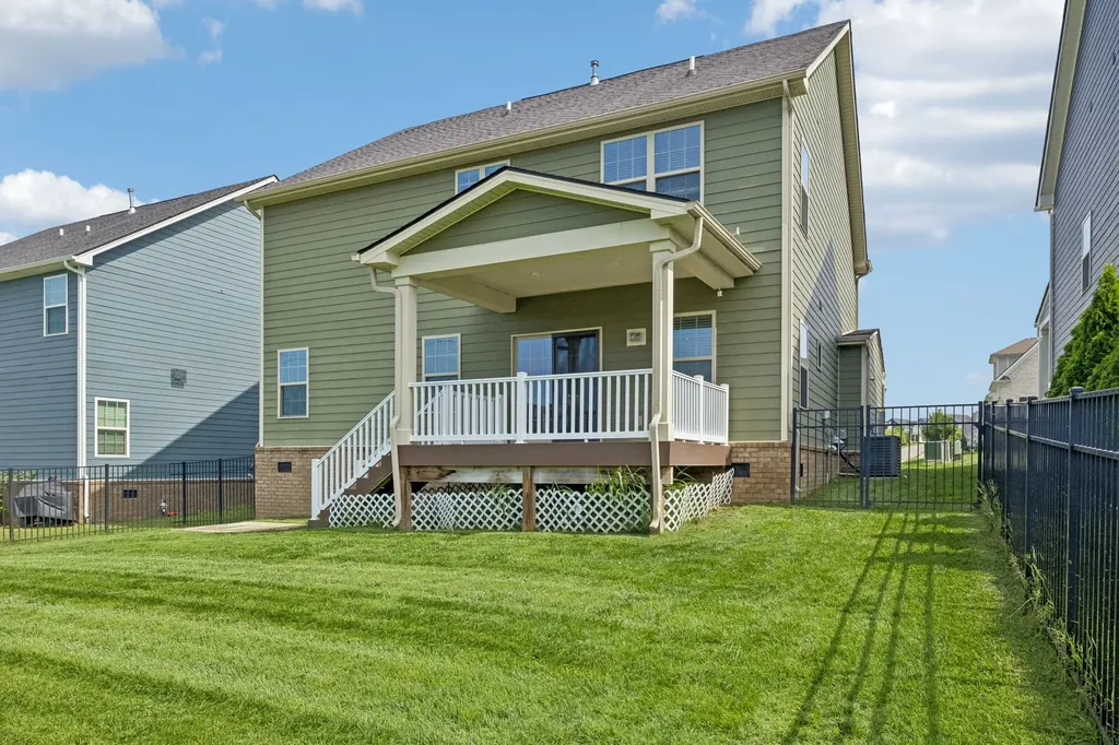 659 Castle Road Mount Juliet TN 37122