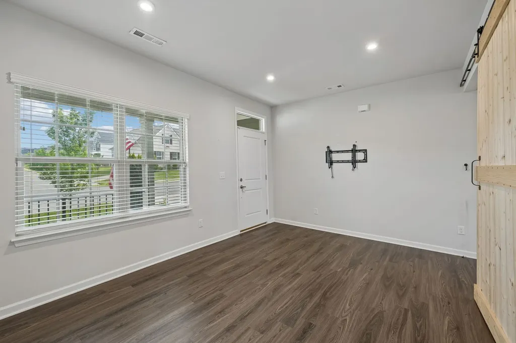 659 Castle Road Mount Juliet TN 37122