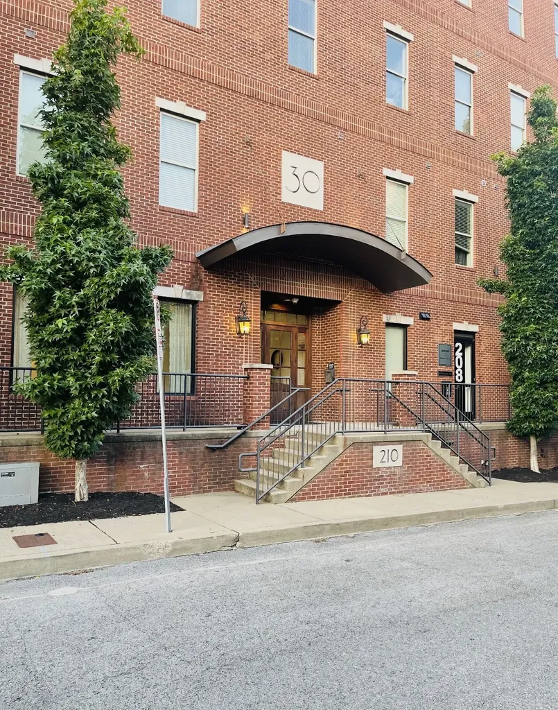 210 30th Ave, N Nashville TN 37203