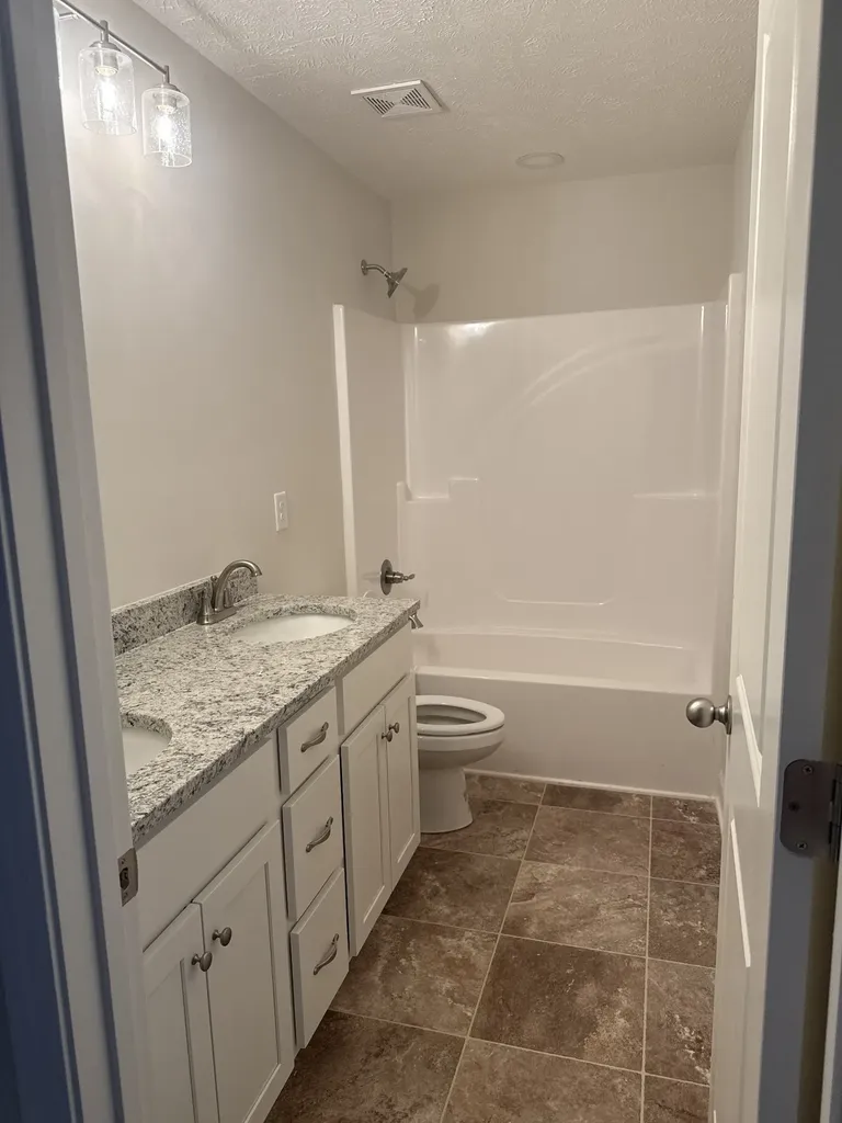 3176 Dusenburg Drive Christiana TN 37037